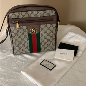 Gucci Ophidia GG small messenger bag
